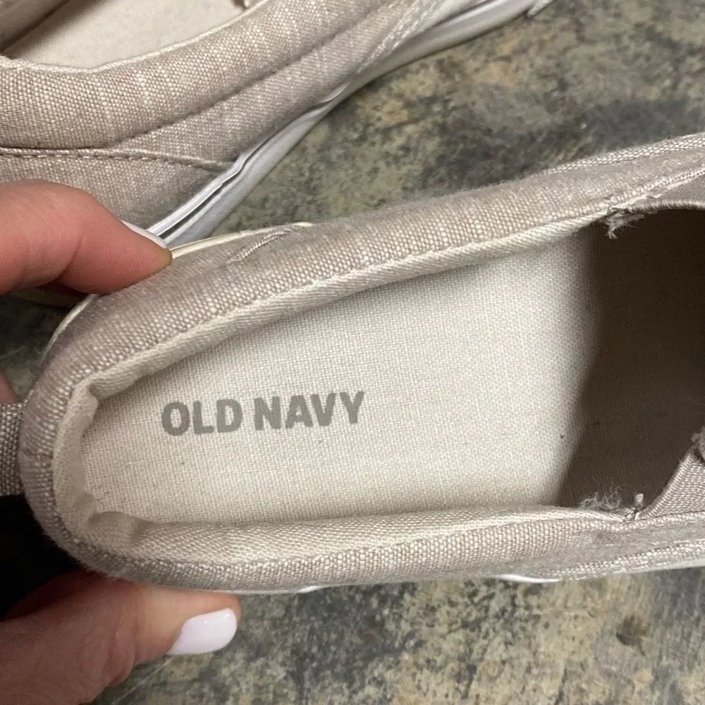 Old Navy Slip On Canvas Sneakers Youth Size 3 NEW